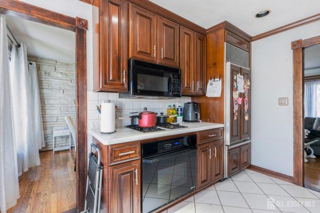 16 Wilmot Road, Sayreville, NJ 08872