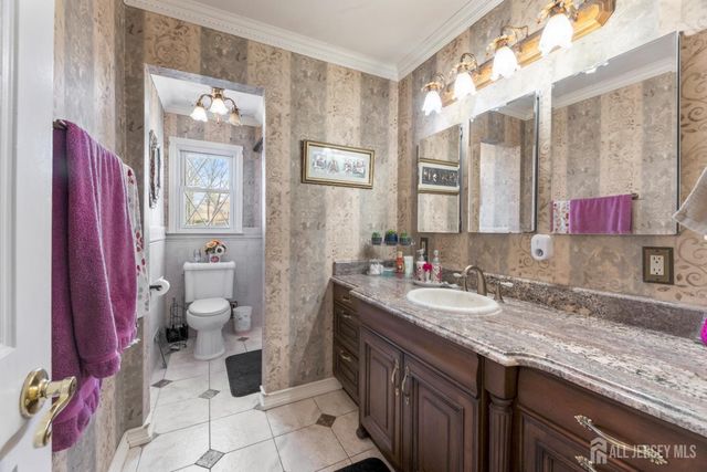 16 Wilmot Road, Sayreville, NJ 08872