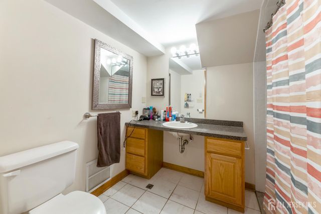 16 Wilmot Road, Sayreville, NJ 08872