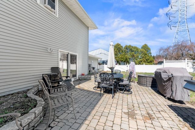 16 Wilmot Road, Sayreville, NJ 08872