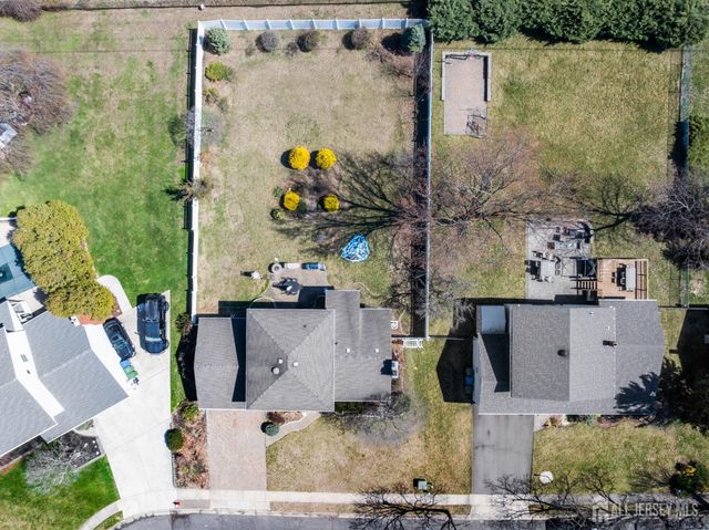 16 Wilmot Road, Sayreville, NJ 08872