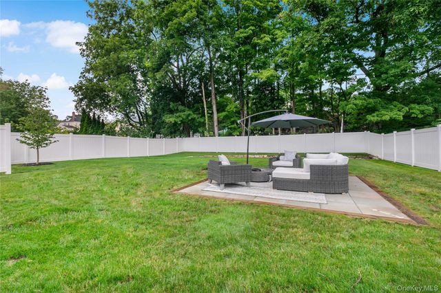 16 Brook Street, Mount Kisco, NY 10549