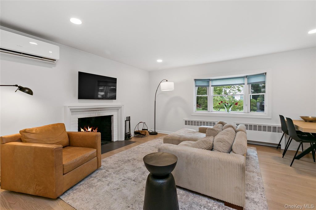 16 Brook Street, Mount Kisco, NY 10549 — photo 2