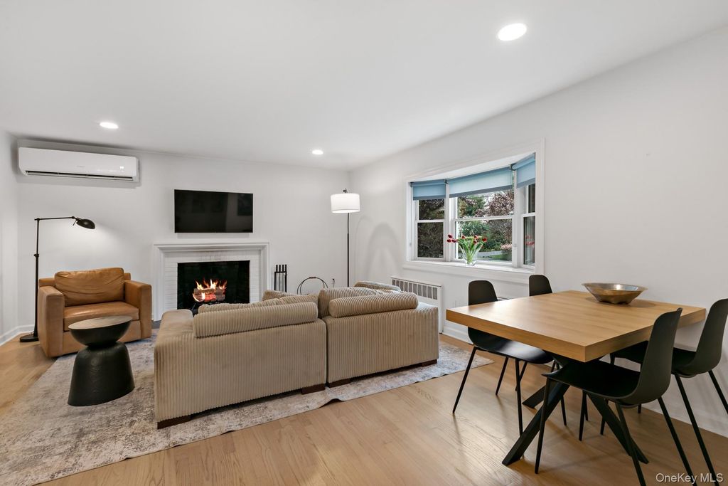 16 Brook Street, Mount Kisco, NY 10549 — photo 3