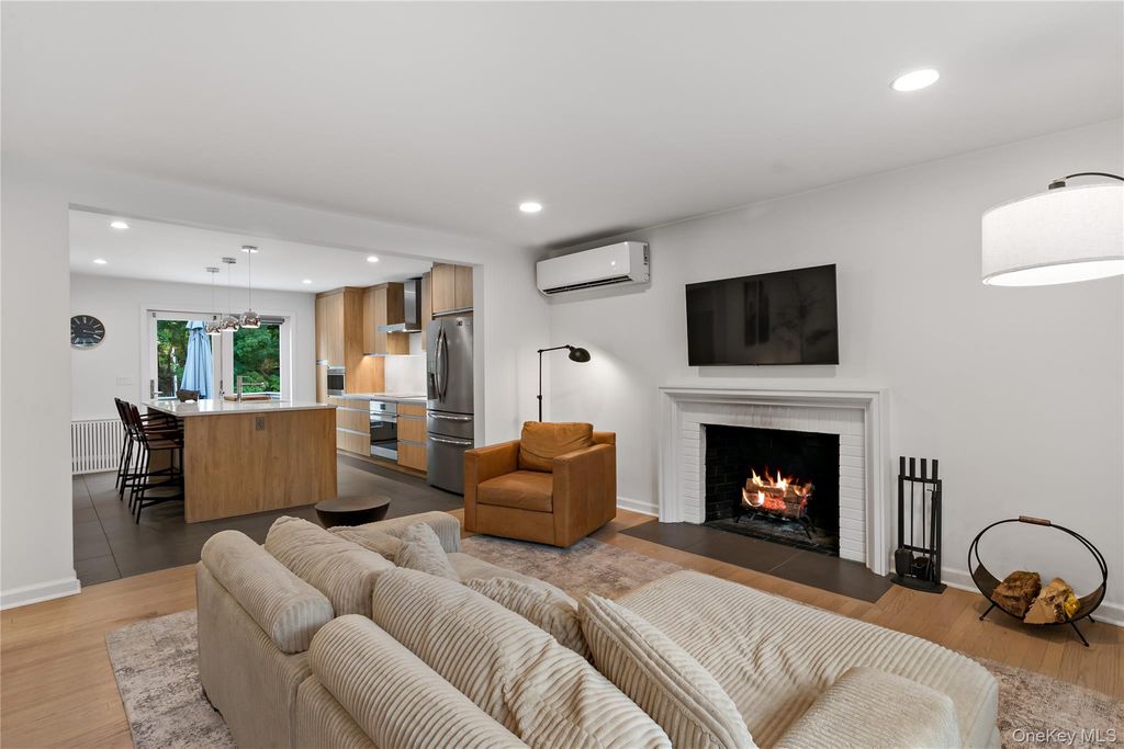 16 Brook Street, Mount Kisco, NY 10549 — photo 4