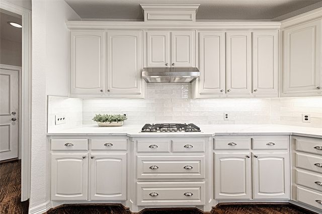 5012 Rangewood Drive, Flower Mound, TX 75028