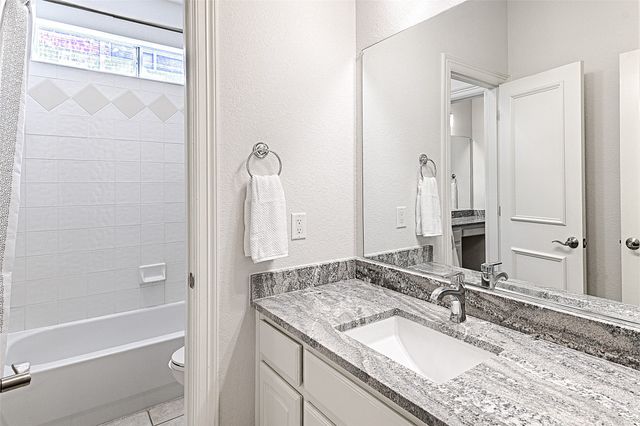 5012 Rangewood Drive, Flower Mound, TX 75028