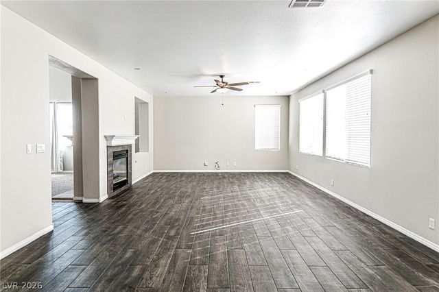6545 Black Oaks Street, North Las Vegas, NV 89084