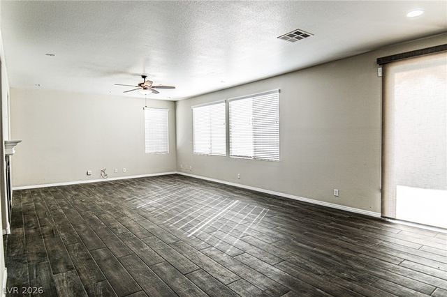 6545 Black Oaks Street, North Las Vegas, NV 89084