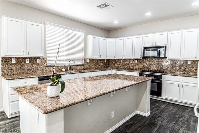 6545 Black Oaks Street, North Las Vegas, NV 89084