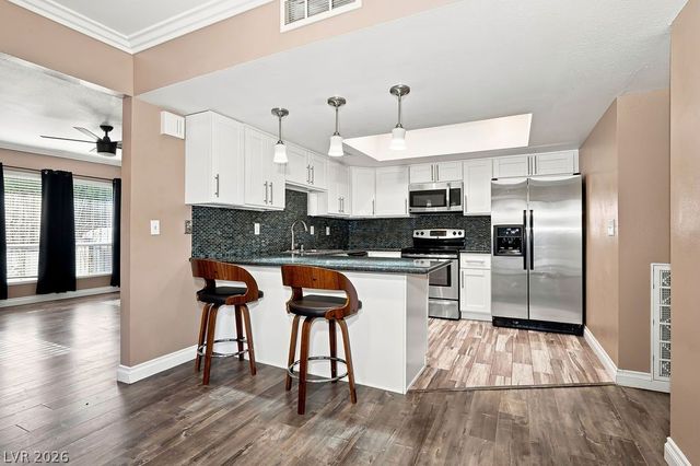 3768 Pilgrim Street, Las Vegas, NV 89121