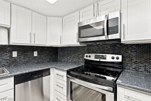 3768 Pilgrim Street, Las Vegas, NV 89121