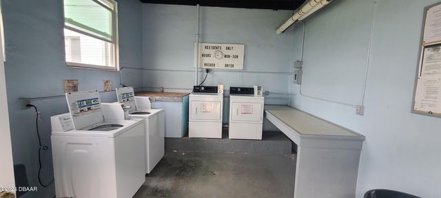 500 S Beach St Apt K1, Daytona Beach, FL 32114