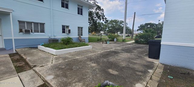 500 S Beach St Apt K1, Daytona Beach, FL 32114