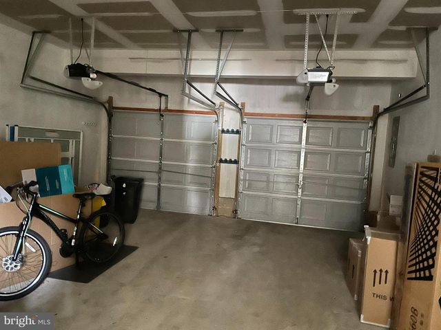 46 WARWICK RD, Princeton Junction, NJ 08550