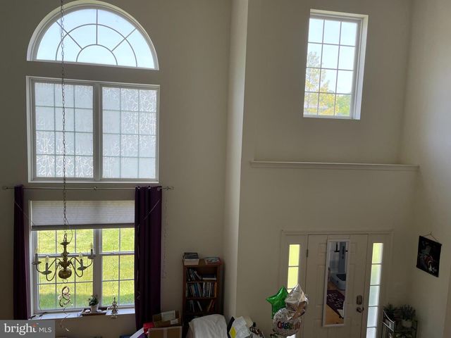 46 WARWICK RD, Princeton Junction, NJ 08550