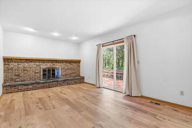 2825 Tuebingen Parkway, Ann Arbor, MI 48105