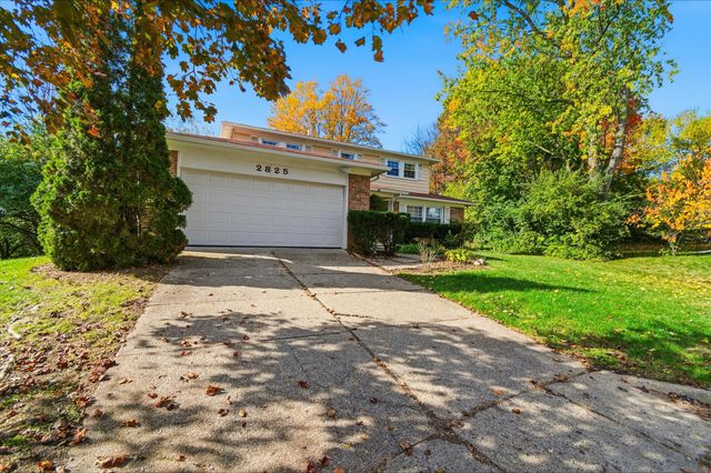 2825 Tuebingen Parkway, Ann Arbor, MI 48105
