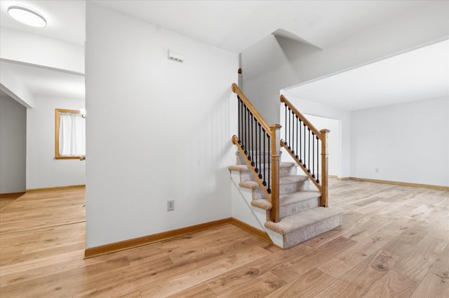 2825 Tuebingen Parkway, Ann Arbor, MI 48105