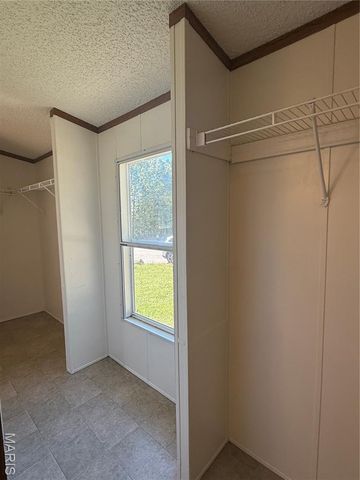 18229 Loyalty Lane, St Robert, MO 65584