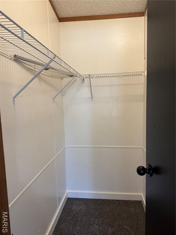 18229 Loyalty Lane, St Robert, MO 65584