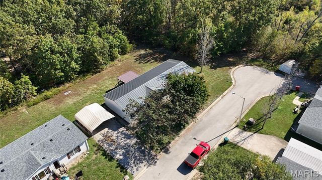 18229 Loyalty Lane, St Robert, MO 65584