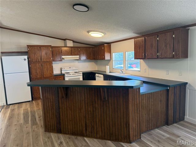 18229 Loyalty Lane, St Robert, MO 65584