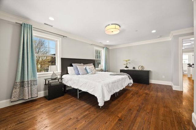 16-26 Dalby St 3, Newton, MA 02458