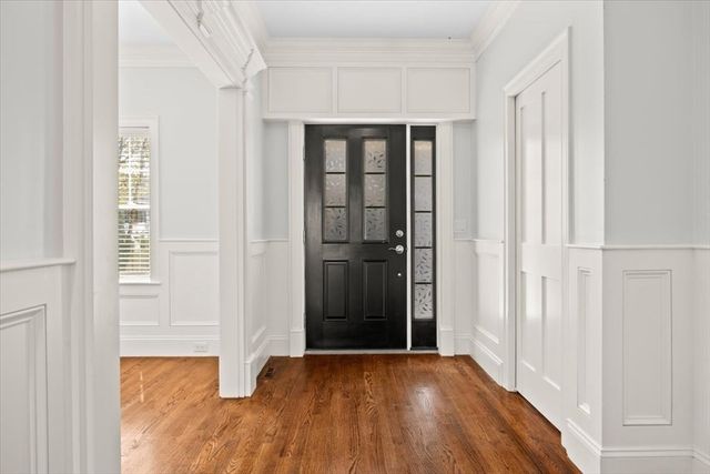 16-26 Dalby St 3, Newton, MA 02458