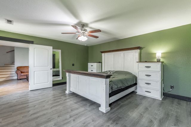 212 Round Tree Drive, Rossville, GA 30741