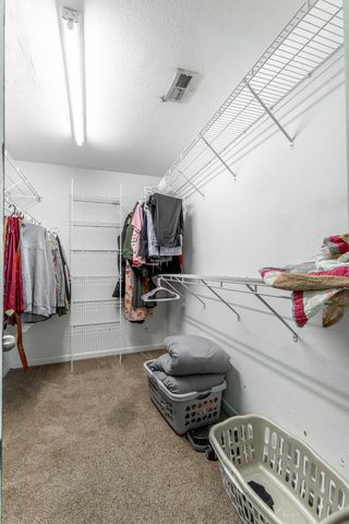 212 Round Tree Drive, Rossville, GA 30741