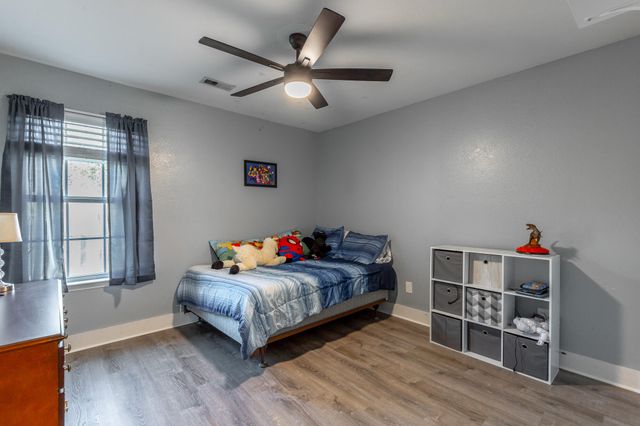 212 Round Tree Drive, Rossville, GA 30741