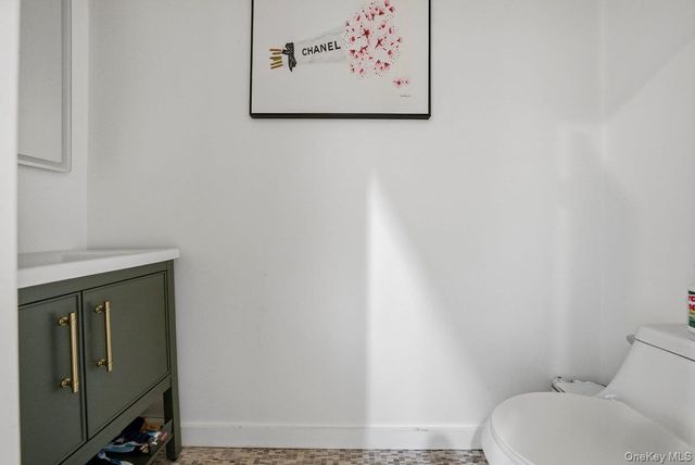 41 Tyndale Place, Yonkers, NY 10701