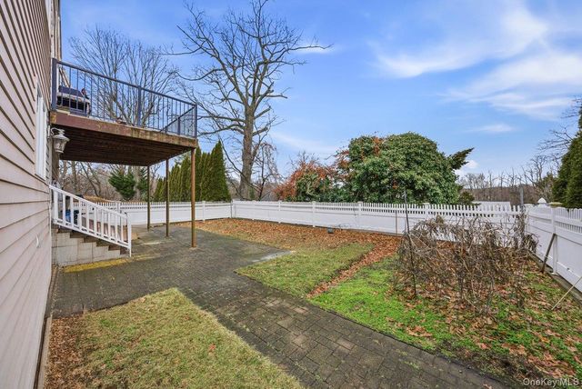 41 Tyndale Place, Yonkers, NY 10701