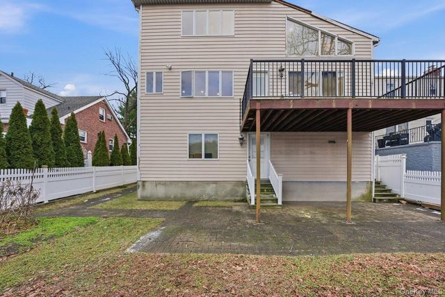 41 Tyndale Place, Yonkers, NY 10701