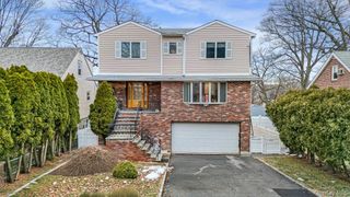 41 Tyndale Place, Yonkers, NY 10701
