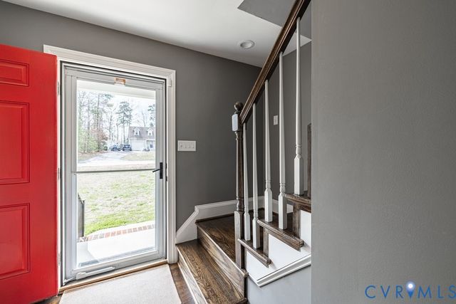 241 Pleasant View Dr, King William, VA 23009