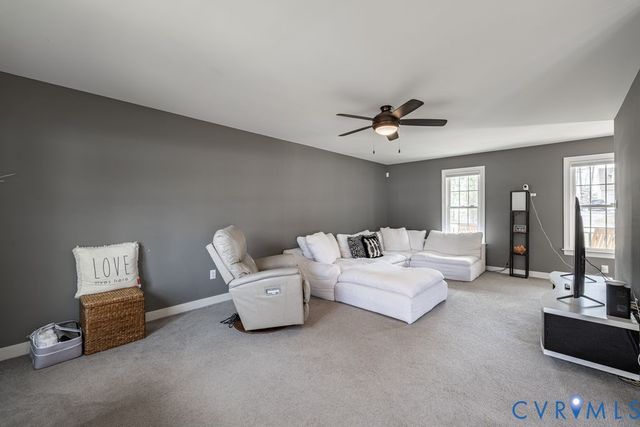 241 Pleasant View Dr, King William, VA 23009