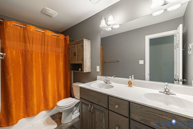 241 Pleasant View Dr, King William, VA 23009