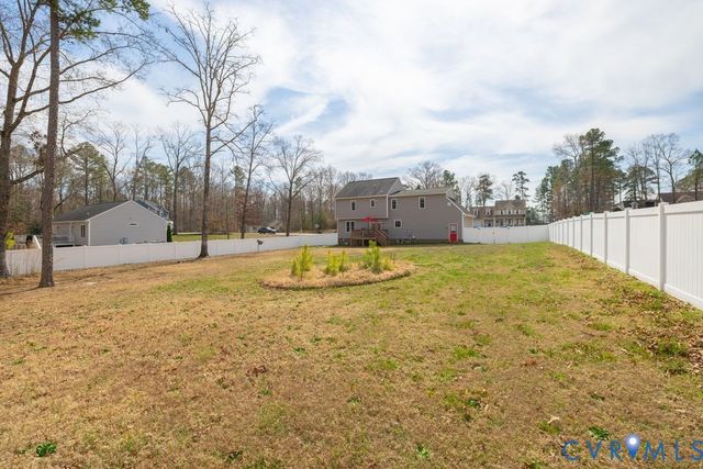 241 Pleasant View Dr, King William, VA 23009