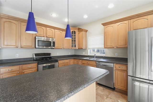 8905 SILK BAY PLACE, Orlando, FL 32827