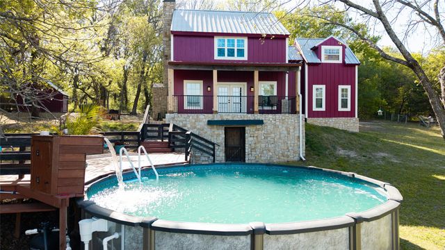 459 County Road 4600, Trenton, TX 75490