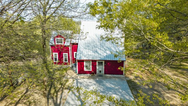 459 County Road 4600, Trenton, TX 75490