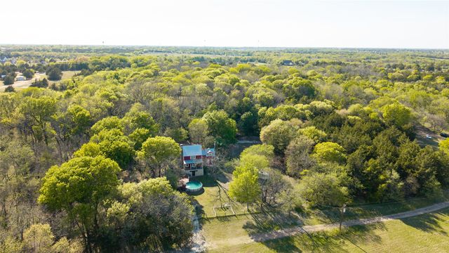 459 County Road 4600, Trenton, TX 75490