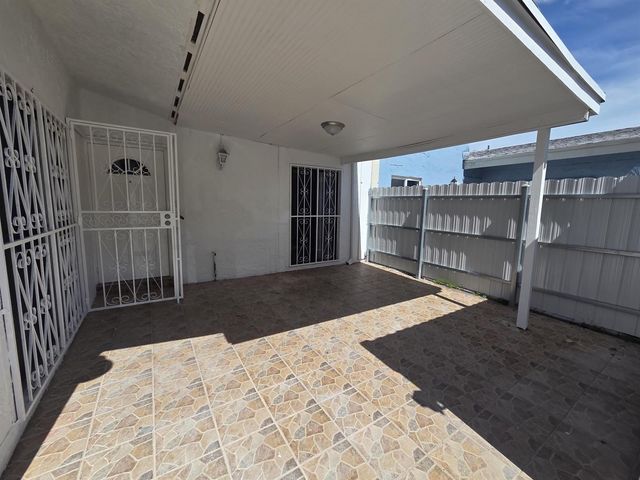 4432 NW 185th Street 4432, Miami Gardens, FL 33055