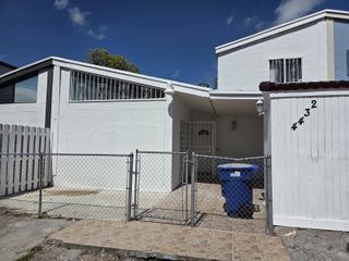 4432 NW 185th Street 4432, Miami Gardens, FL 33055