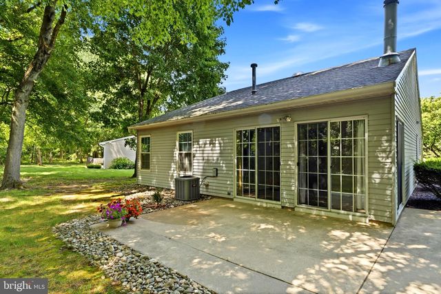 10 MADISON CT, Mount Laurel, NJ 08054