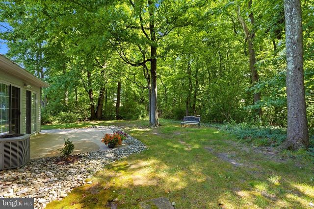10 MADISON CT, Mount Laurel, NJ 08054