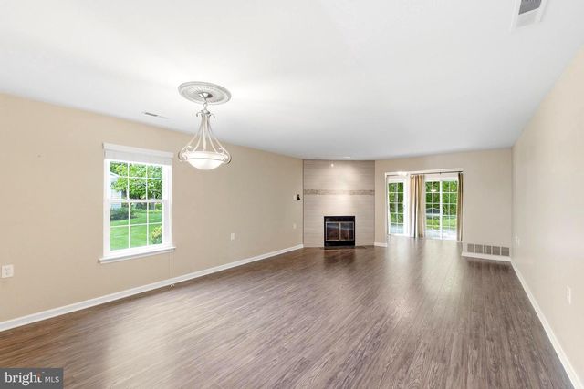 10 MADISON CT, Mount Laurel, NJ 08054