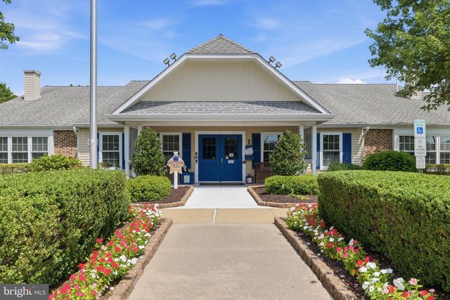 10 MADISON CT, Mount Laurel, NJ 08054